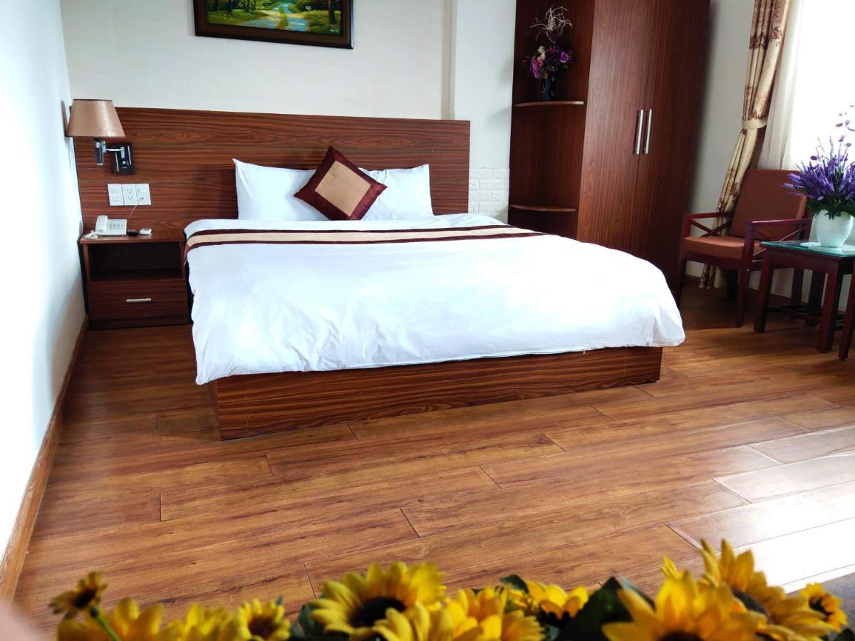 New Hampton Suits-Tam Xuan Centre Hotel Dalat Bagian luar foto